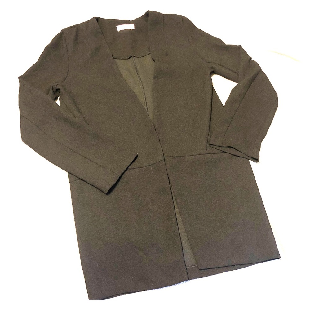 Sophie rue Women’s black blazer 👠